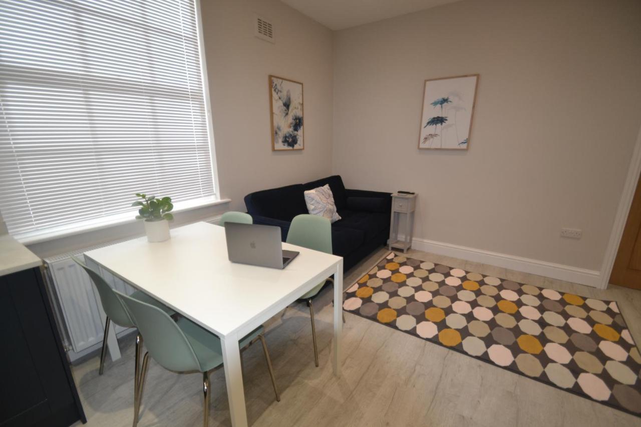 Charming 1 Bed Georgian Apartment Chester Exterior foto